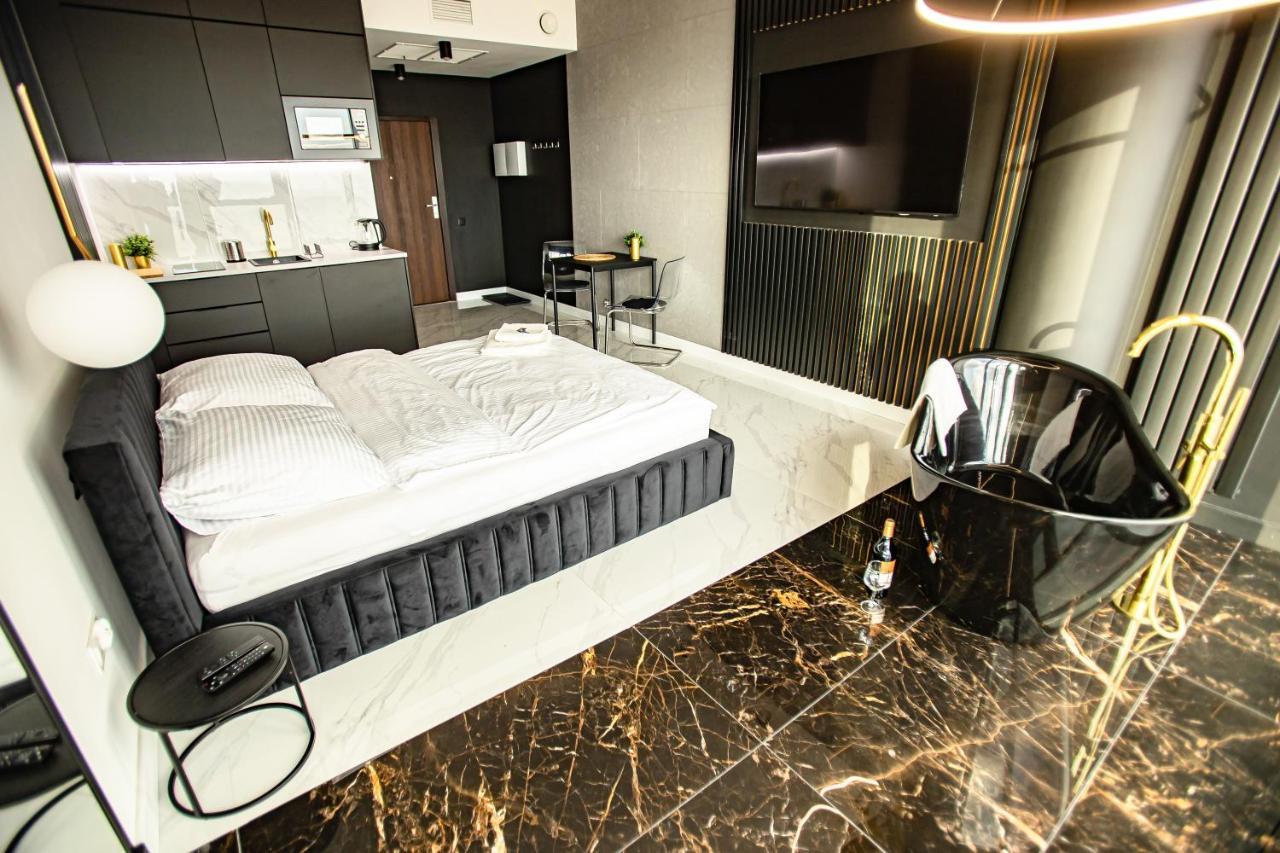 Apartment Wanna Na 20 Pietrze, View, Hanza Tower Szczecin